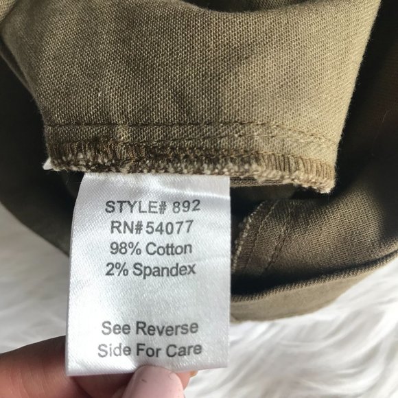 CAbi Olive Green Women's Cargo Shorts - Picture 8 of 9